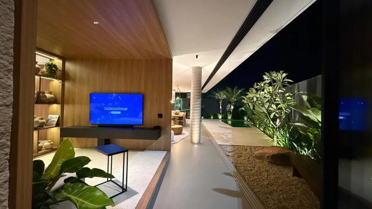 Imagem RESIDÊNCIA LINEAR NOVA DE ALTO PADRÃO DISPONÍVEL PARA VENDA NO CONDOMÍNIO RESERVA DOS YPES - CRISTAIS PAULISTA.