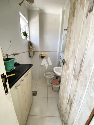 Imagem Apartamento de 2 quartos,dependência, 1 vaga - Campo Grande/Santos