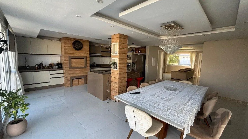Imagem Casa de Condomínio em Hípica