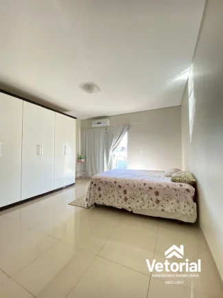 Imagem Casa com 5 dormitórios no Bandeirantes - Barreiras-BA