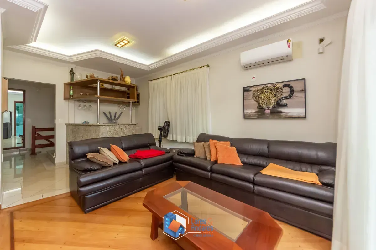 Imagem Sobrado para venda em Freguesia do Ó com 3 quartos, sendo 3 suítes, 456m²