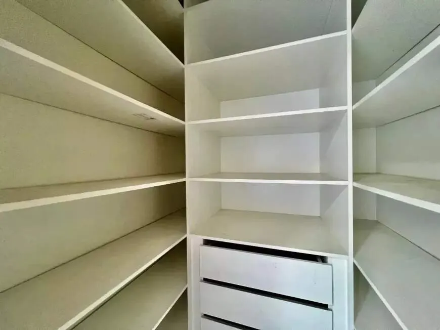 Imagem 4VAGAS+SUÍTE+3QUARTOS+ARMÁRIOS