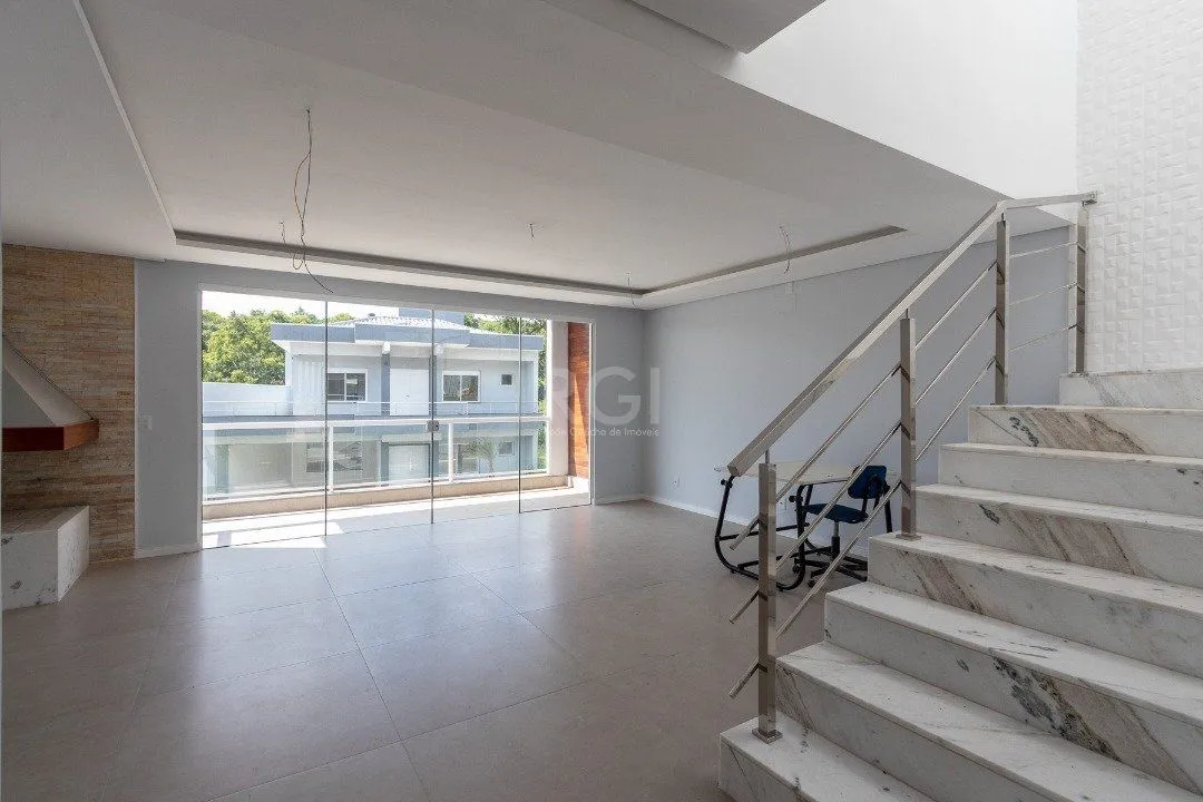 Imagem Casa Condominio para Venda - 219m², 3 dormitórios, sendo 1 suites, 2 vagas - Vila Nova