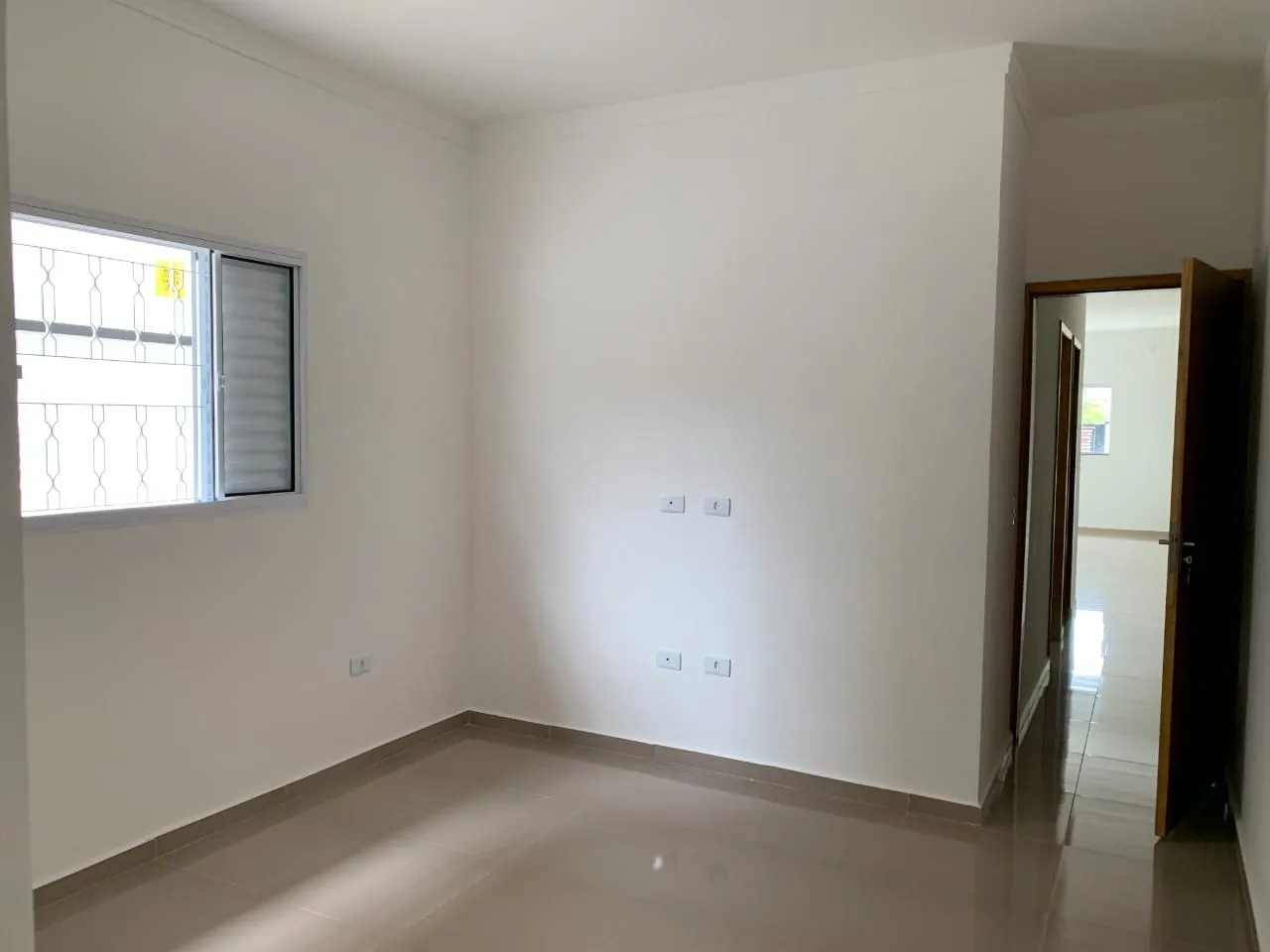 Foto do imóvel Casa à venda 2 Quartos, 1 Suite, 2 Vagas, 65.33M², Residencial Estoril, Taubaté - SP