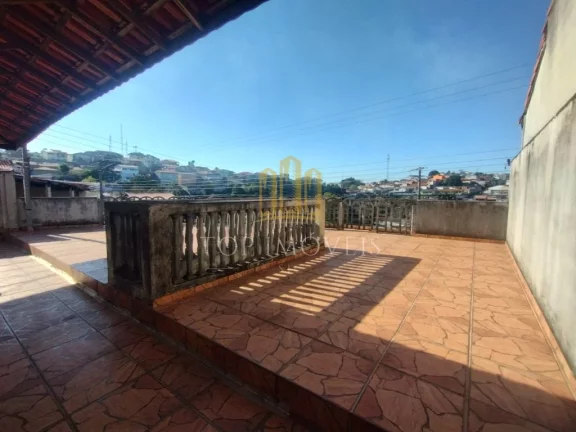 Imagem Excelente Casa Térrea Av Principal do Bairro Venda e Locação Jardim Maria Amélia