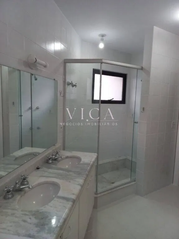 Imagem Casa com 4 dormitórios para alugar, 360m² - R$ 14.001/mês Alphaville/SP