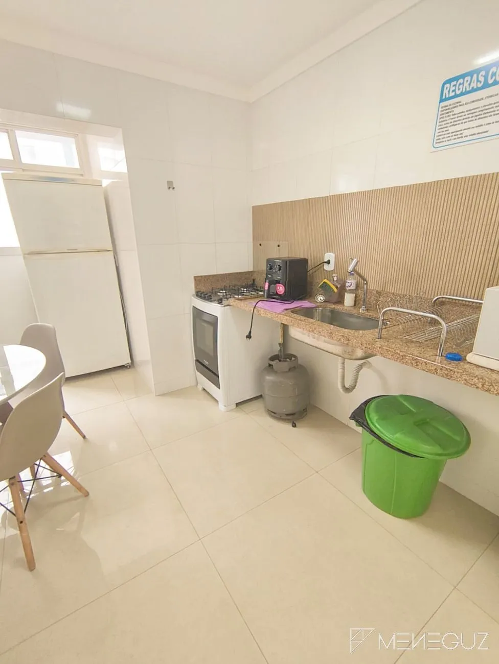 Imagem Apartamento 2 quartos a venda de frente total para o mar na Praia do Morro em OPORTUNIDADE!!