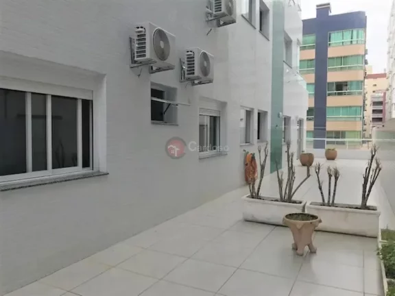 Imagem Mansão Suspensa - GIGANTE TERRAÇO EM