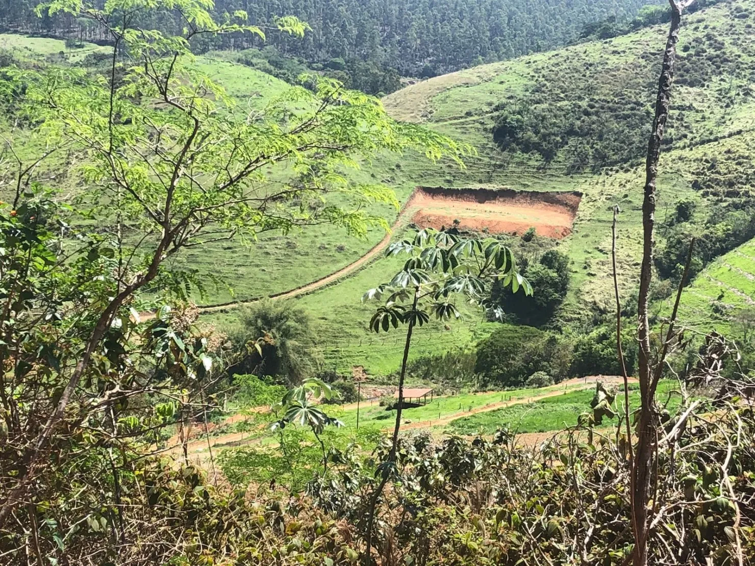 Imagem Sítio com 9 Alqueires em Ribeirão Grande com Abundância de Água