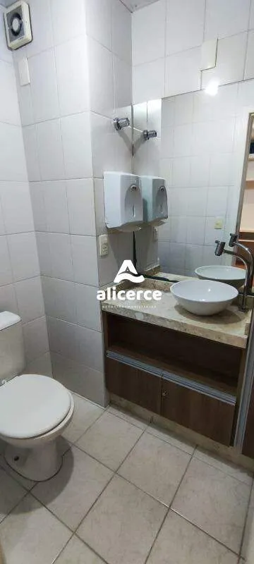 Imagem Oportunidade de Investimento: Sala Comercial com 30,12m² I 1 banheiro em Campinas - São José/SC
