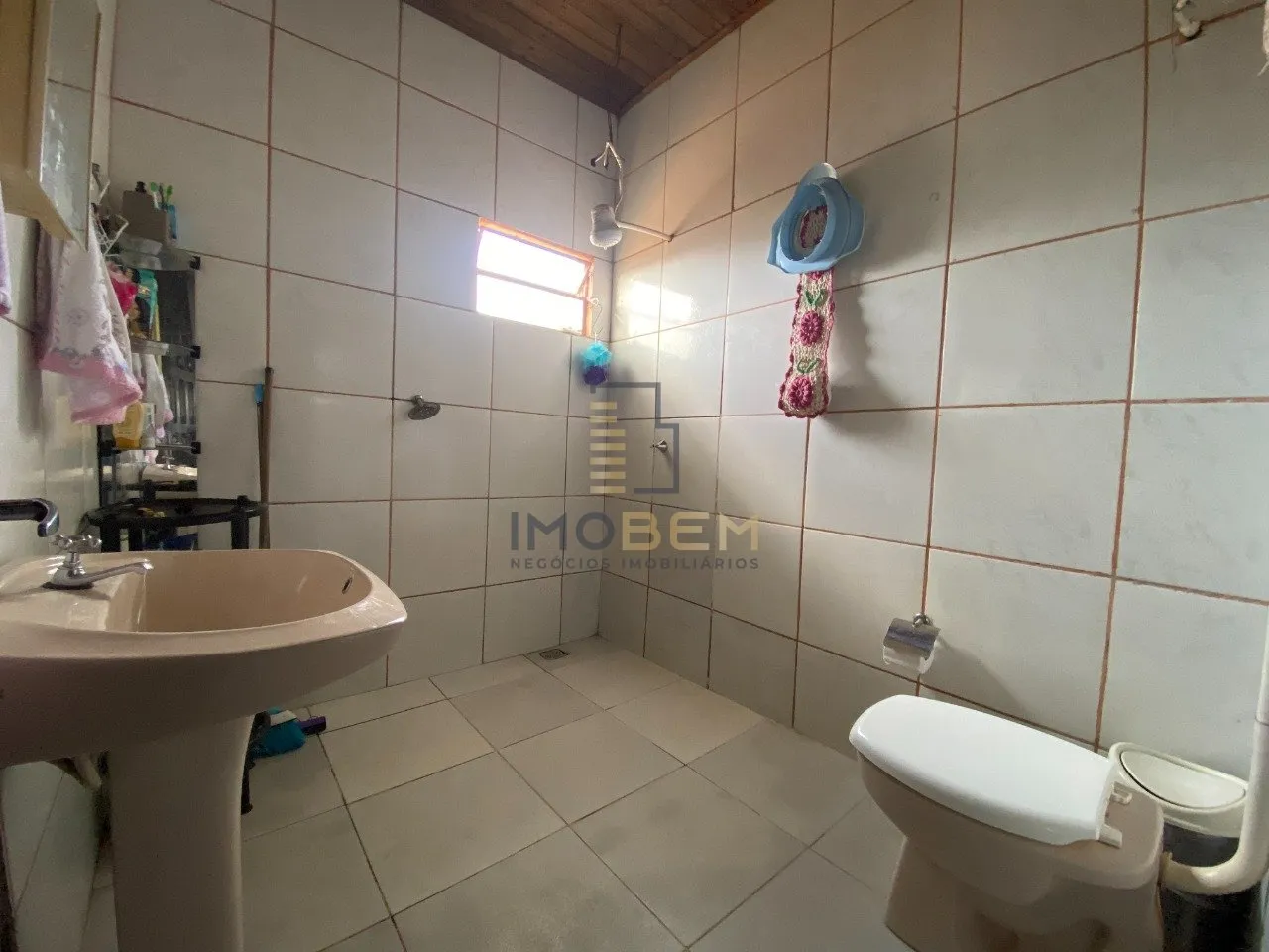 Imagem Excelente casa à venda no Jardim das Palmeiras, Sinop. 

Com uma área total de 240 m², esta resid...