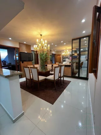 Imagem Casa Alto Padrão 3 Dorms, Sendo 1 Suíte à Venda, P/ R$1790.000,00