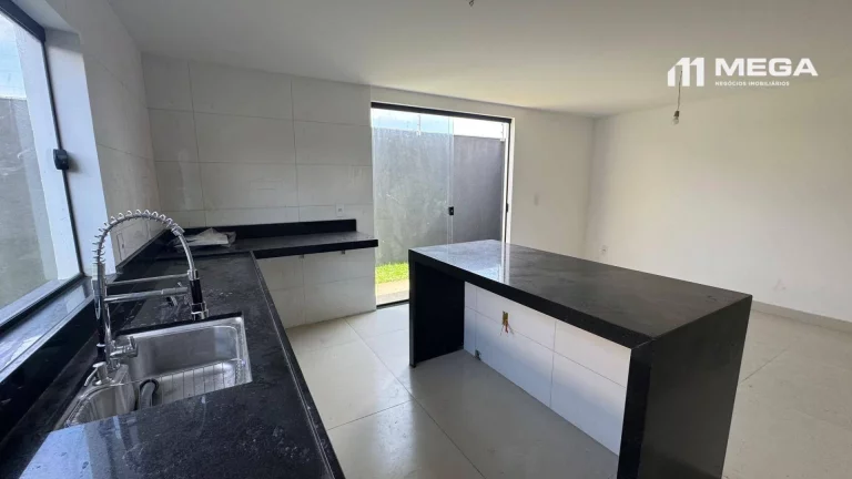 Imagem Casa com 3 dormitórios à venda, 129 m² por R$ 700.000,00 - Ponta da Fruta - Vila Velha/ES