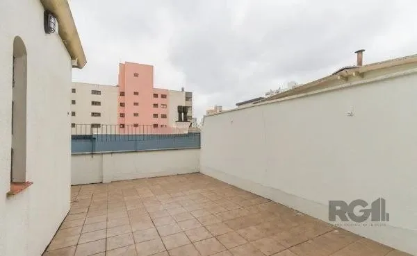 Imagem Cobertura no bairro Santana com 3 dormitórios e 2 vagas desocupada