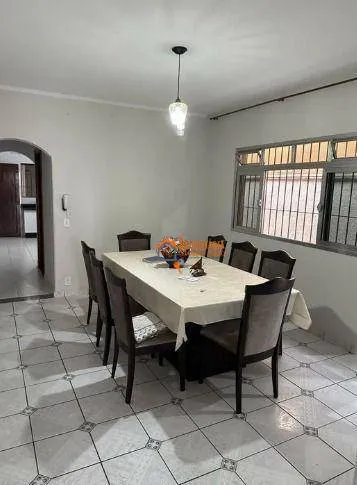 Imagem Sobrado com 3 dormitórios à venda, 250 m² por R$ 850.000 - Jardim Angélica - Guarulhos/SP