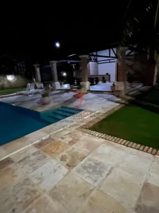Imagem Casa porteira fechada na Praia do morro branco em Beberibe, Ceará