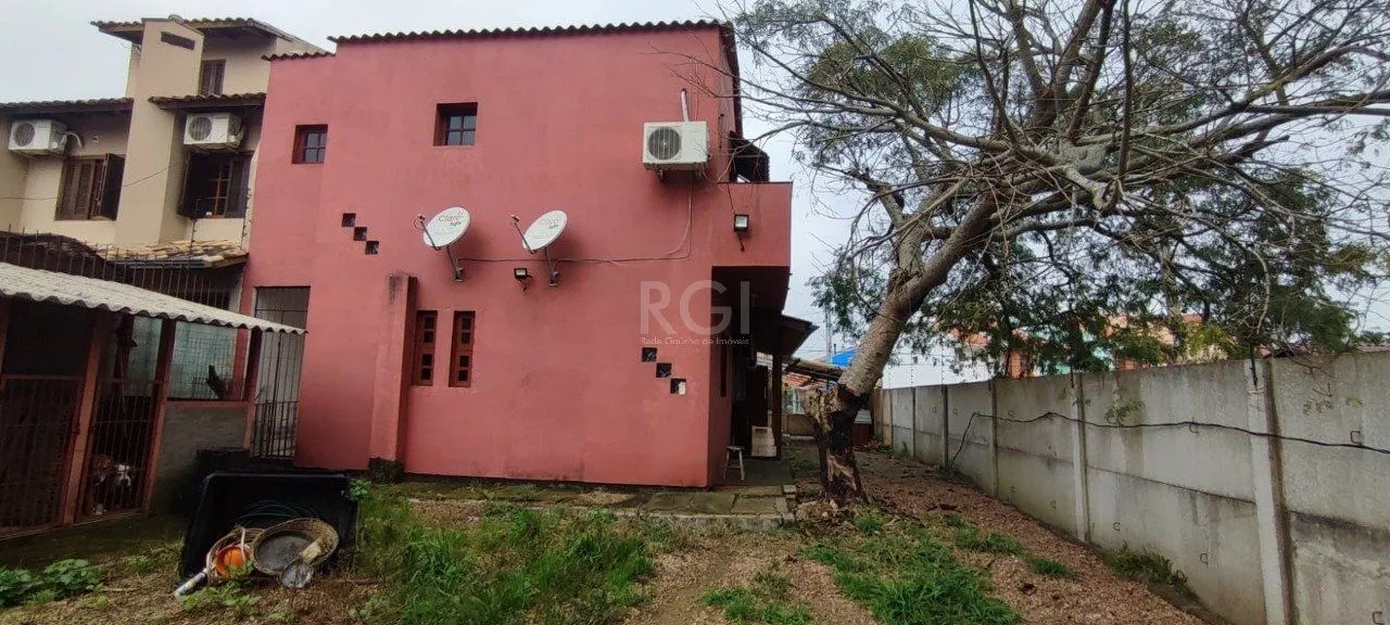 Imagem Casa de esquina no bairro Guarujá
