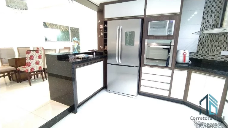 Imagem (PERMUTA) Casa a venda, 07 quartos sendo 03 suítes, com piscina, no Atuba em Colombo PR