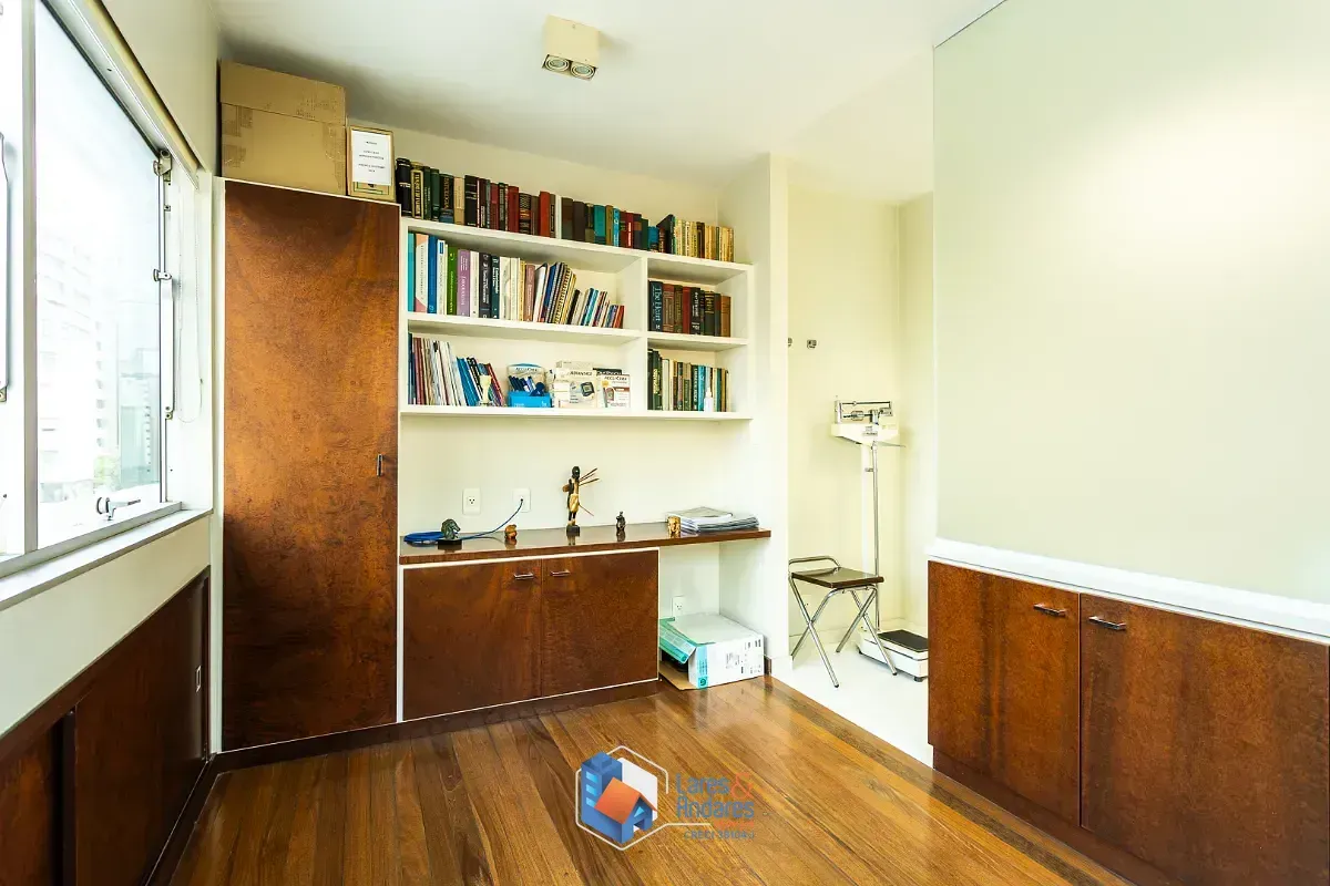 Imagem Conjunto comercial para venda em Consolação, 114m²
