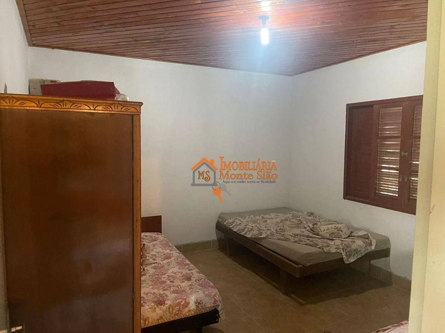 Imagem Chácara com 2 dormitórios à venda, 3060 m² por R$ 636.000,00 - Água Azul - Guarulhos/SP