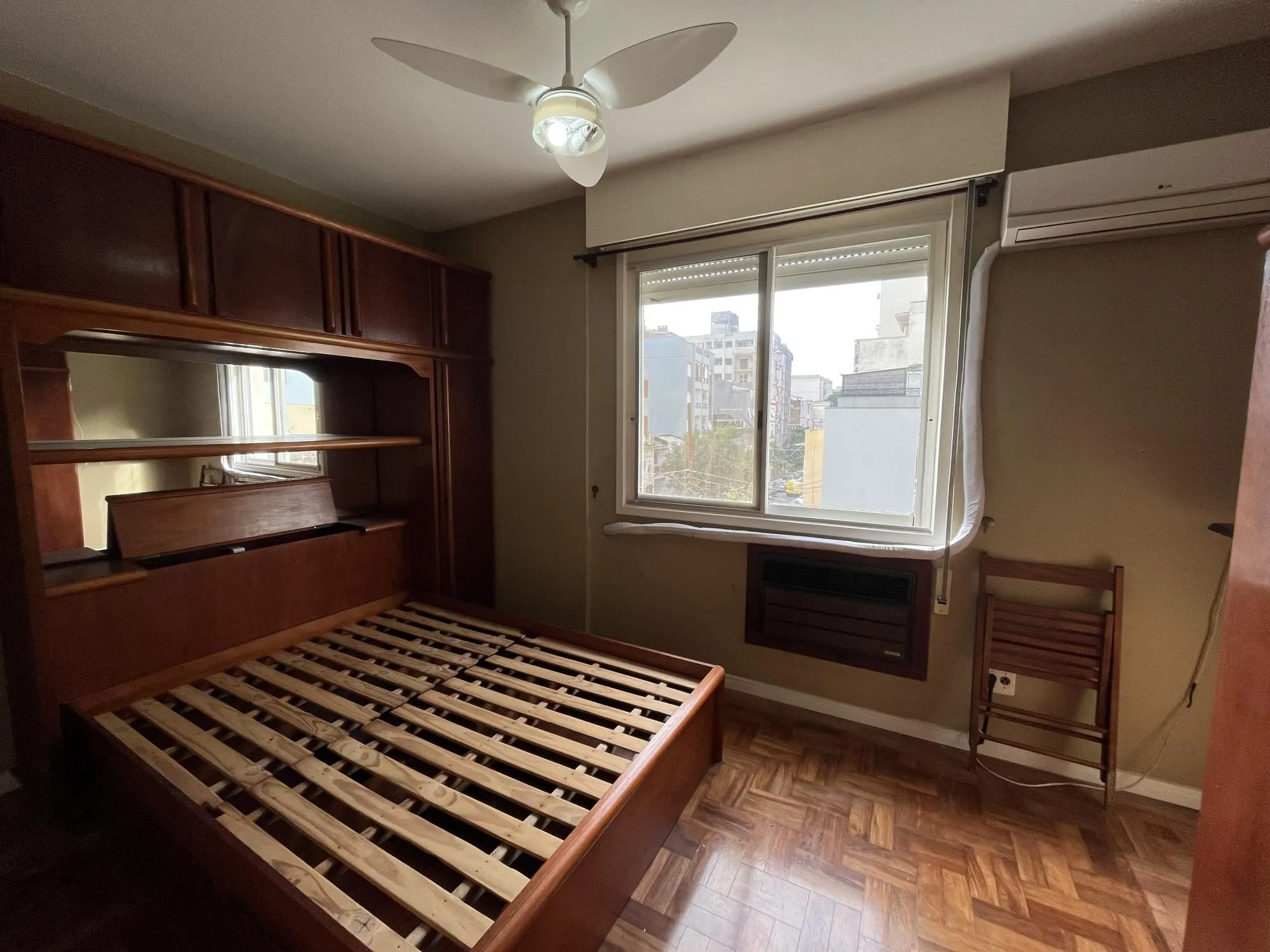 Imagem Apartamento de um quarto e uma vaga de garagem no Centro de Porto Alegre
