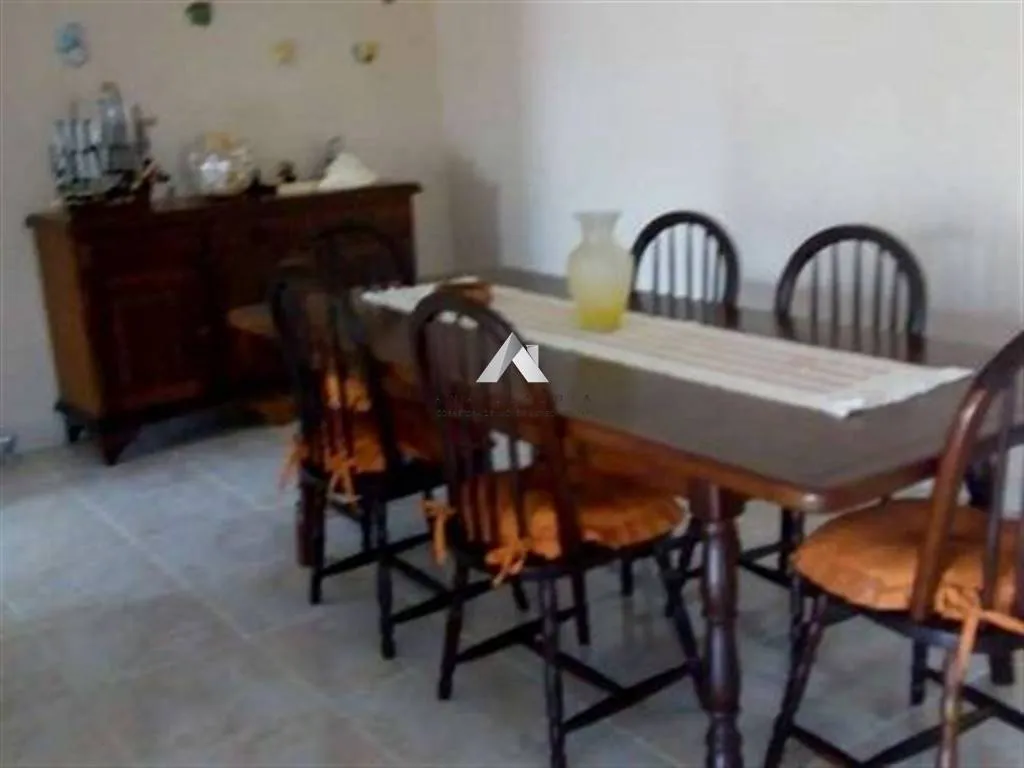 Imagem Casa lado praia a 60 metros do mar, otima localização em Mongaguá