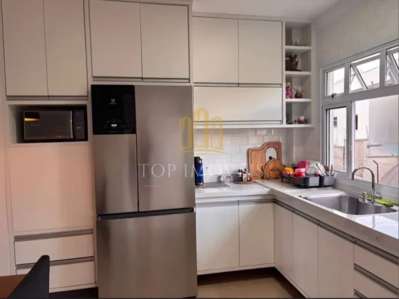 Imagem Oportunidade na Vila Ema! Charmoso Apartamento de 3 Dormitórios Se você busca conforto, praticidade e uma localização privilegiada, este é o imóvel ideal para você!