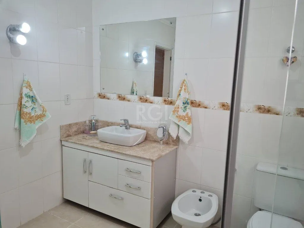 Imagem Casa para Venda - 188m², 3 dormitórios, sendo 1 suites, 3 vagas - Jardim Itu
