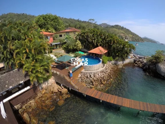 Imagem Casa Frente Mar Tanguá Angra dos Reis-RJ: 5 suítes + dependência, piscina, churrasqueira, píer e mais!