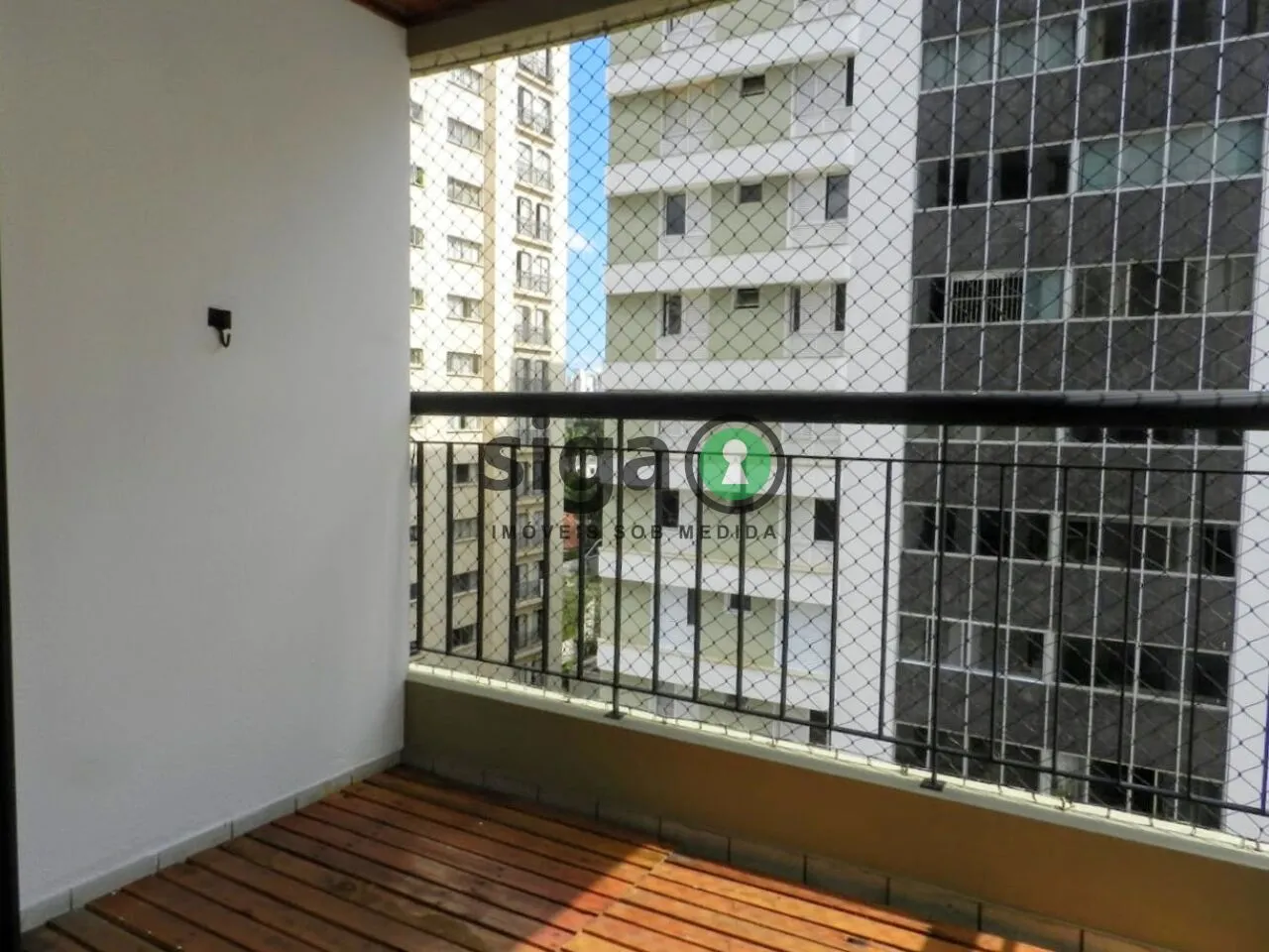 Imagem Apartamento com 2 quartos (1 Suíte) e Sacada com 70m² - Brooklin - São Paulo/SP