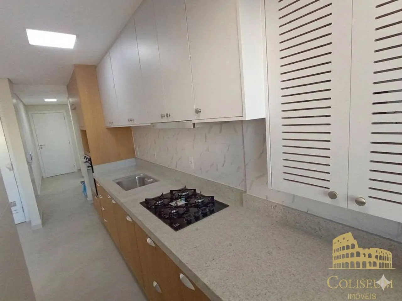 Imagem Apartamento com 2 dormitórios para alugar, 64 m² por R$ 4.000/mês - Guilhermina - Praia Grande/SP