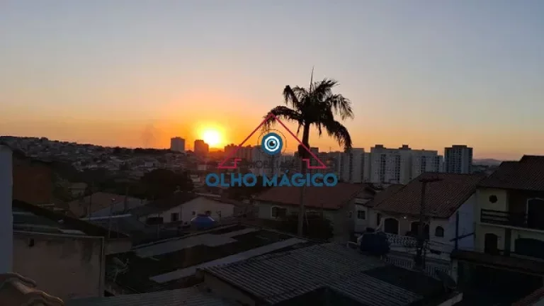 Imagem Casa Térrea Jardim D'Abril - 2 dormitórios com suíte - Vagas - Varanda