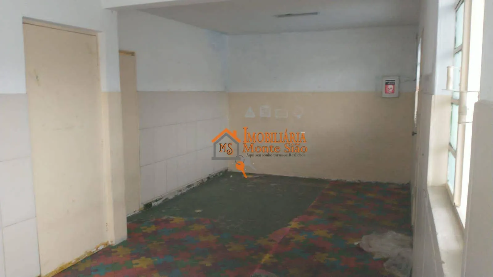 Imagem Terreno à venda, 400 m² por R$ 500.000,00 - Cidade Soberana - Guarulhos/SP