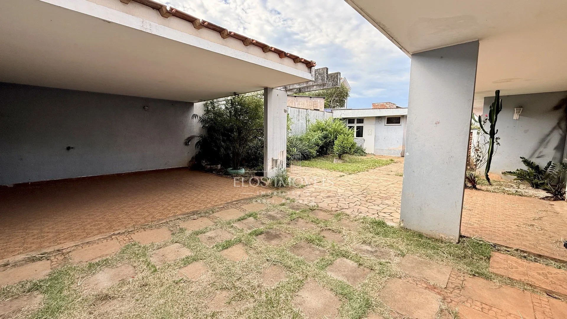 Imagem Casa de 3 quartos, 338m² no bairro Vila Claudia, em Limeira