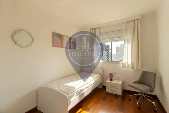 Imagem Apartamento de Luxo em Moema, São Paulo-SP: 4 quartos, 3 suítes, 2 salas, 4 banheiros, 2 vagas, 143m² - Imperdível!