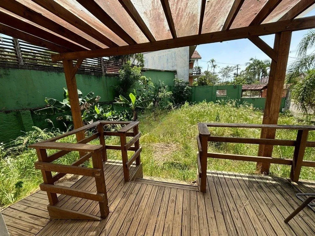 Imagem Casa com 3 quartos, 4 vagas e 120m² no bairro Vila Assução