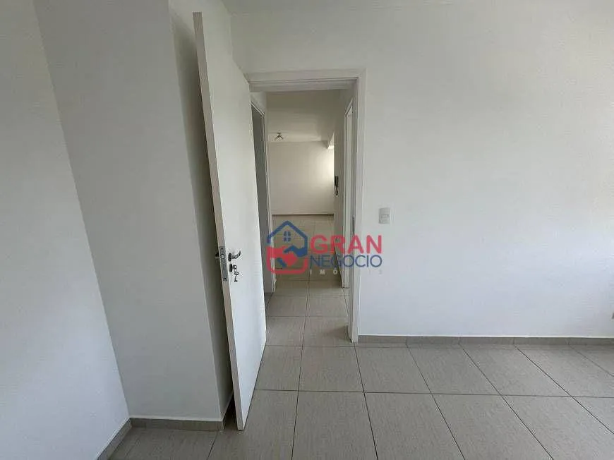 Imagem Apartamento com varanda à venda em Colombo/PR
