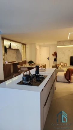 Imagem Apartamento Frente Mar, MOBILIADO e DECORADO, 03 suítes, 02 vagas, em Balneário Piçarras, SC