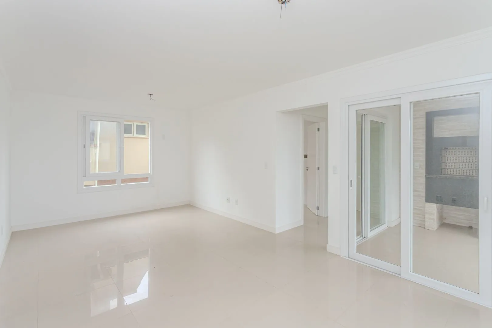 Imagem Apartamento NOVO no Menino Deus de 3 dormitórios e 2 vagas