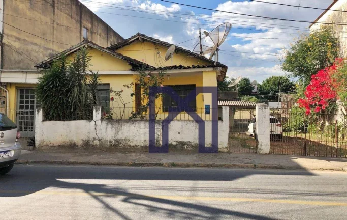 Imagem Terreno amplo com 2375 m² na Geraldino Campista, por R$ 2.800.000 - Santo Antônio - Itajubá/MG