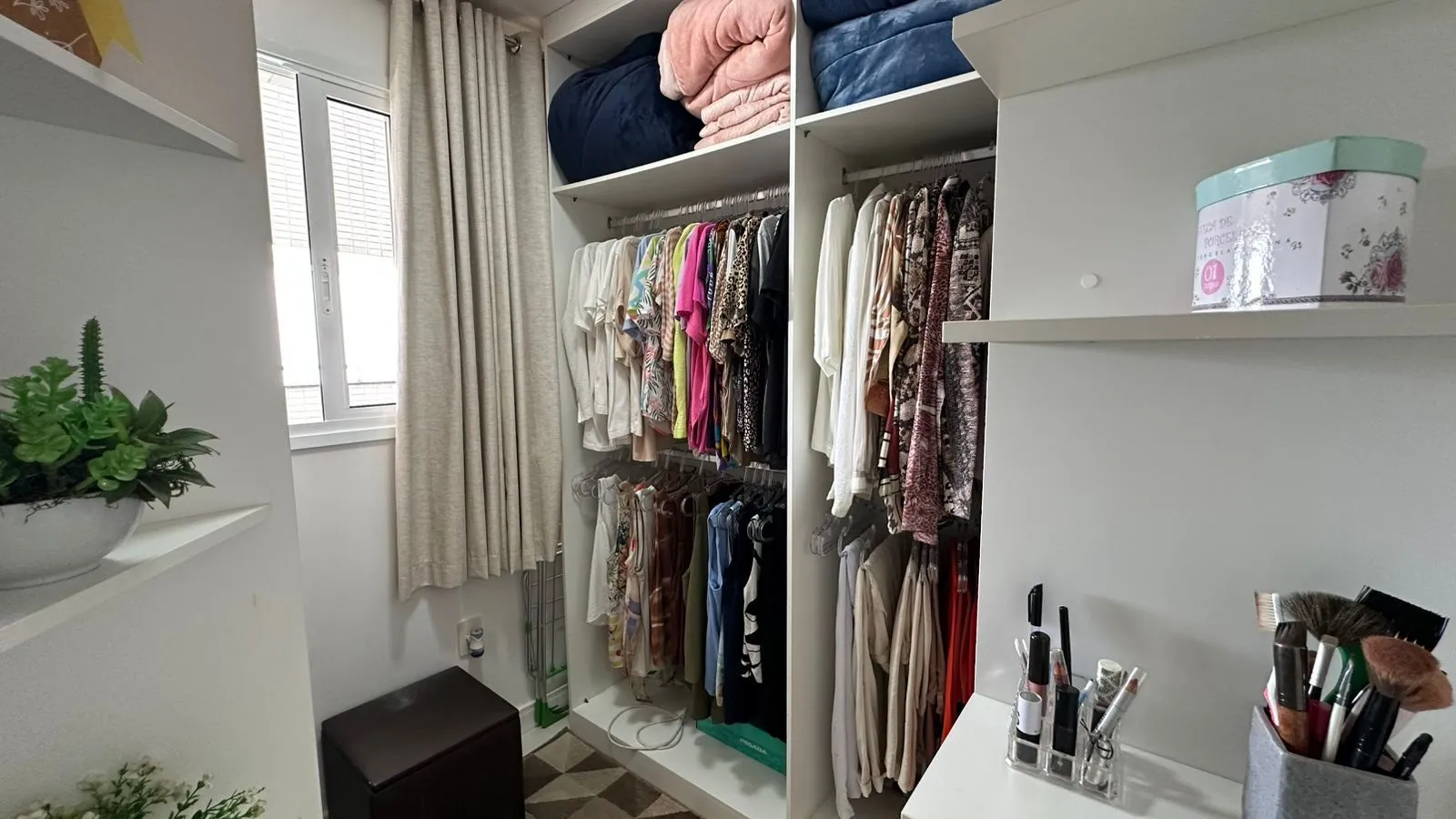 Imagem APARTAMENTO 3 DORMITÓRIOS MOBILIADO NO CENTRO DE TORRES RS