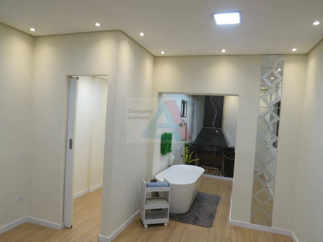 Foto do imóvel Sobrado Novo Alto Padrão 136m² | 3 Suítes | Hidromassagem | Closet | SCS