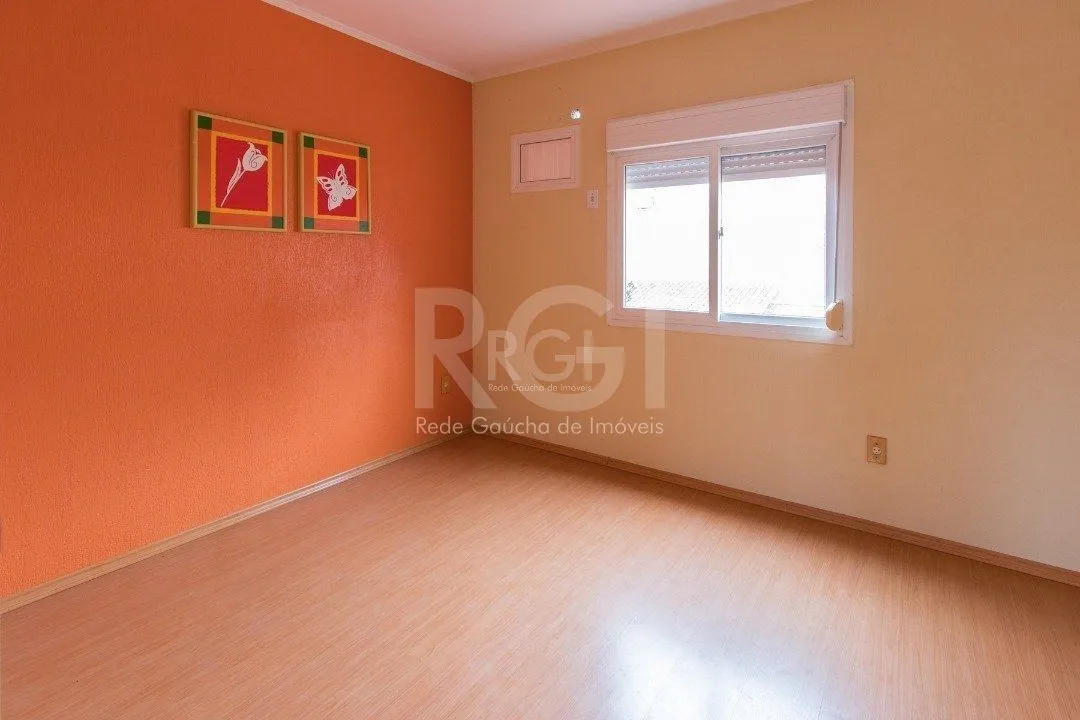 Imagem Casa Condominio para Venda - 92.32m², 3 dormitórios, sendo 1 suites, 2 vagas - Cristal