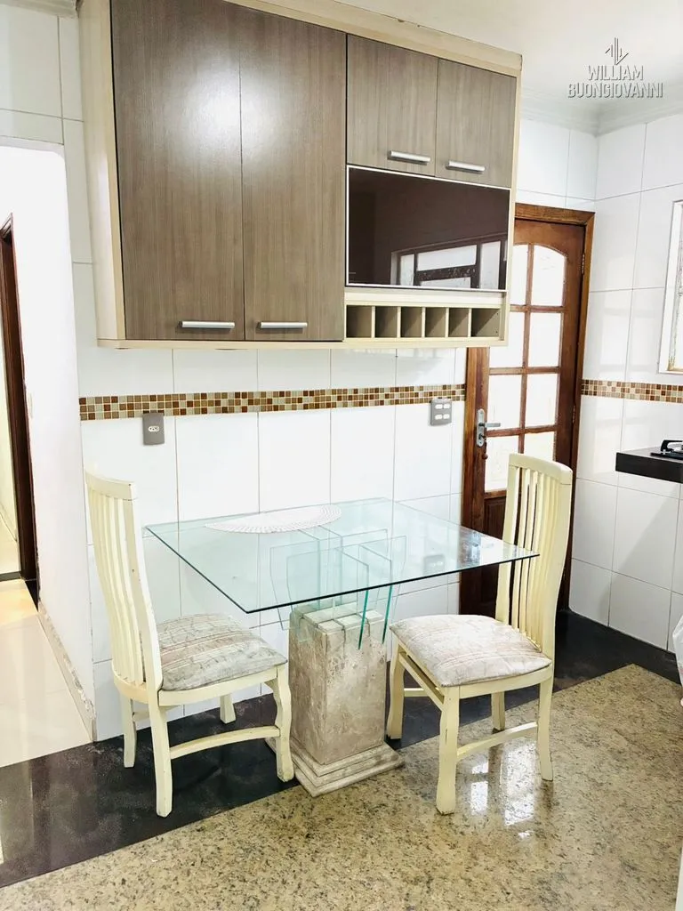 Imagem Casa Ampla 138m² | Suíte c/ Banheira | 2 Vagas | 700m da Praia