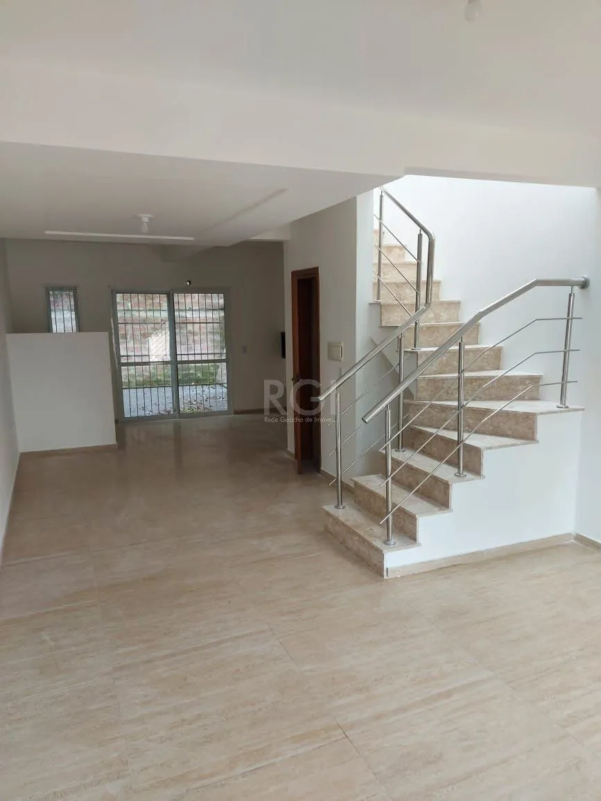 Imagem Casa para Venda - 107.34m², 2 dormitórios, sendo 1 suites, 1 vaga - Aberta dos Morros, Porto Alegre