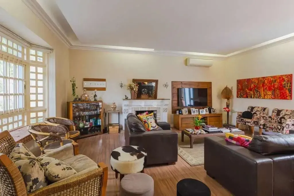Imagem Casa ampla com piscina e edícula no Jardim Lindóia