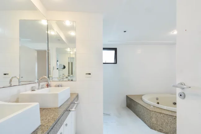 Imagem Apartamento à venda em São Paulo, Pacaembu, com 4 quartos, 379m2