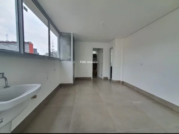 Imagem Apartamento de Luxo na Bela Vista: 3 Quartos, 3 Suítes, 5 Salas, 5 Banheiros, 2 Vagas e 360m² de Pura Elegância em SP.