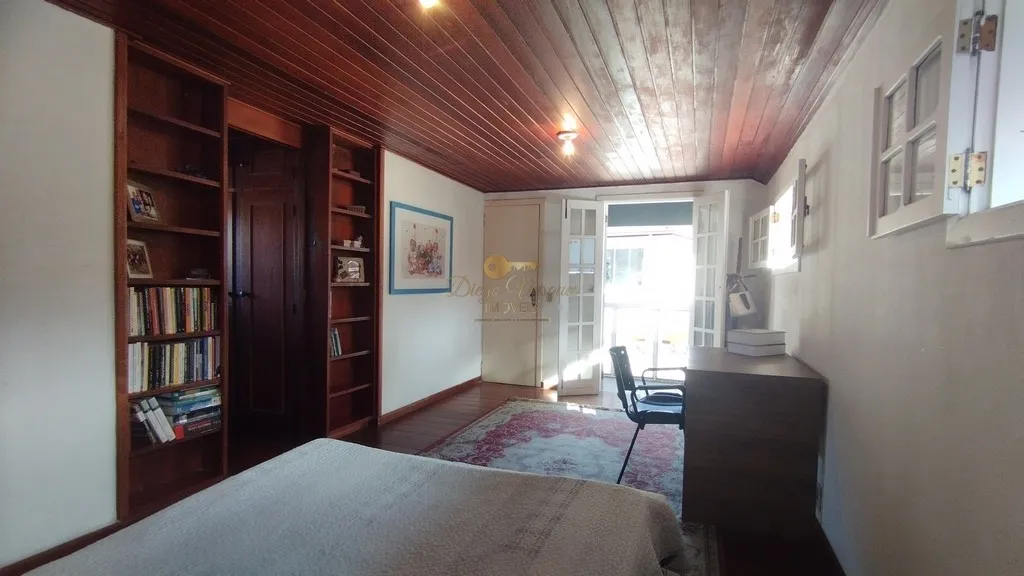 Imagem Casa para Venda em Teresópolis / RJ no bairro Alto