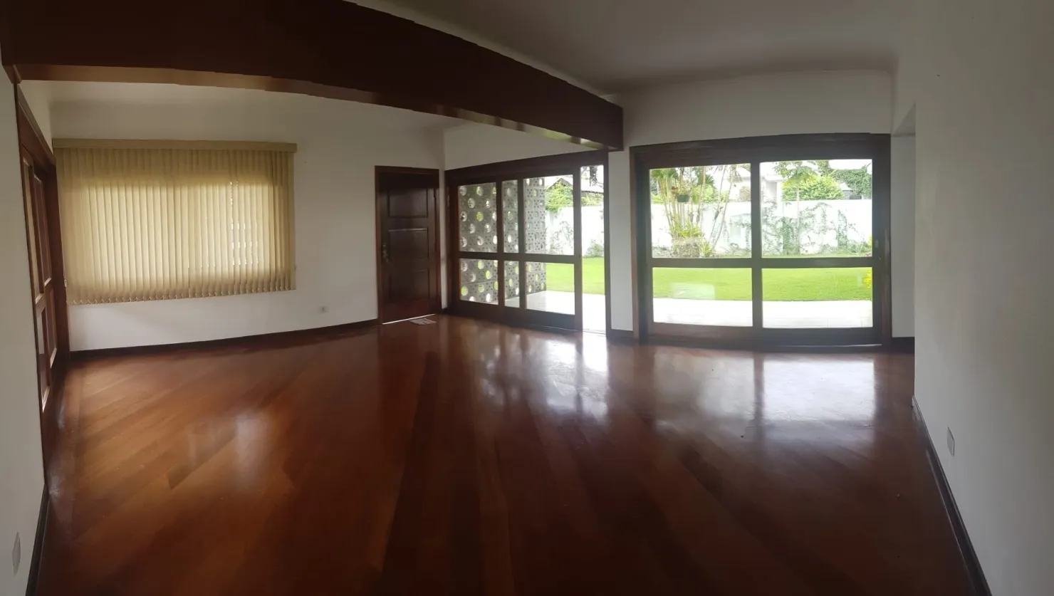 Imagem Casa à venda 3 Quartos, 2 Suites, 4 Vagas, 928M², Socorro, Pindamonhangaba - SP | VILLAGE PAINEIRAS